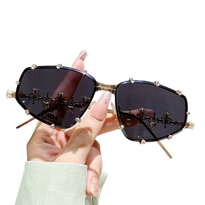 🕶️ 2026 Sale — Over 28,600 Sold!✨ Women's Rhinestone Decor Sunglasses 💎